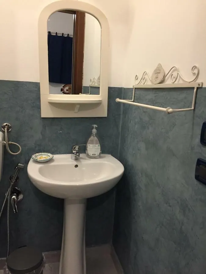 Hotel Pelù il marinaio Palermo 2*,